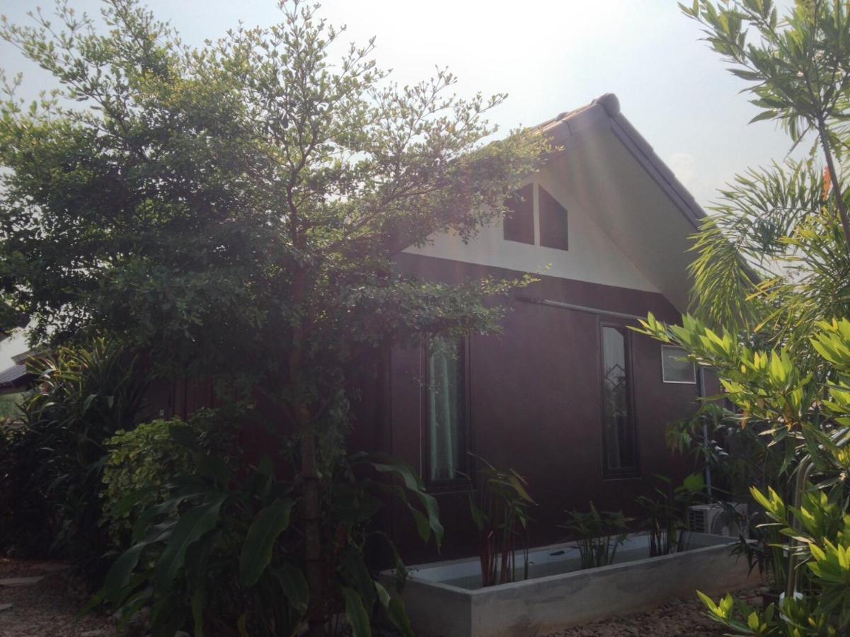 Jim Guesthouse Kanchanaburi Dış mekan fotoğraf