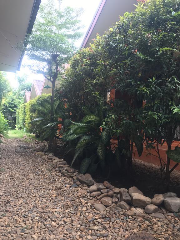 Jim Guesthouse Kanchanaburi Dış mekan fotoğraf