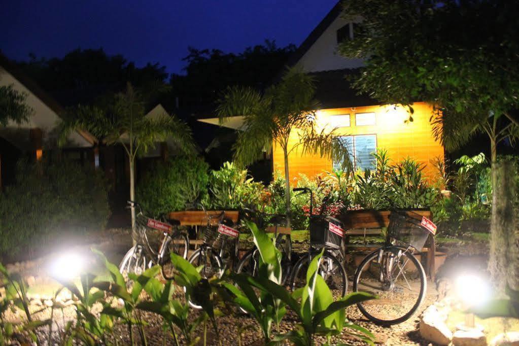 Jim Guesthouse Kanchanaburi Dış mekan fotoğraf